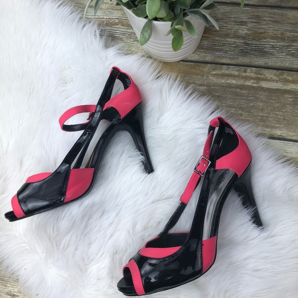 City Streets HotPink Black High Heels slingshot 7M